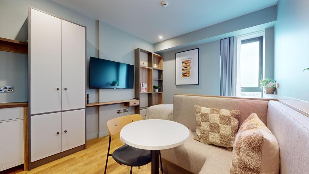 First Way, Brent, London, HA9 image 1