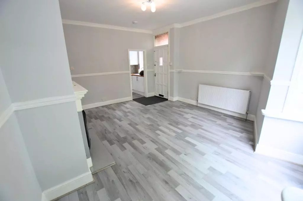 Paisley Road 25805# 4