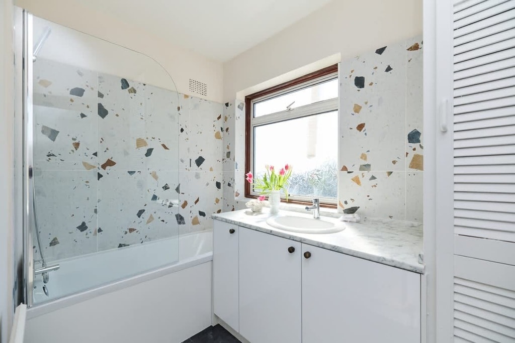 Randall Avenue, NW2 7RN