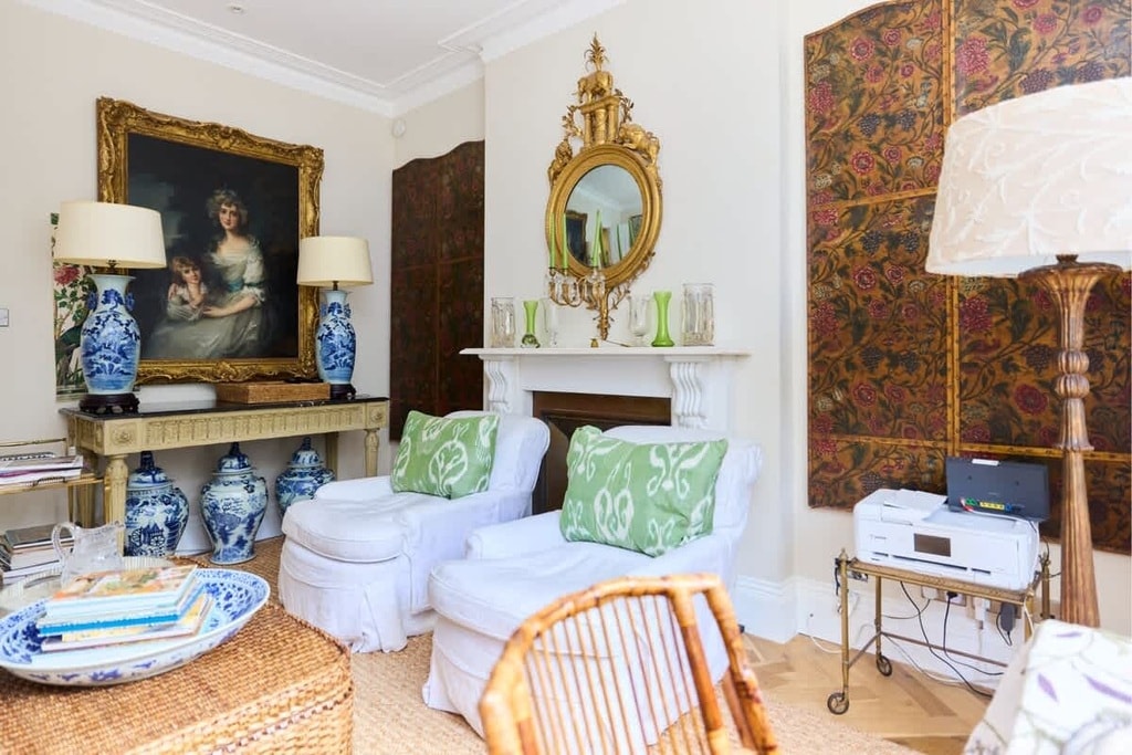 Abingdon Road (ex £150pcm for bills), W8 6AW