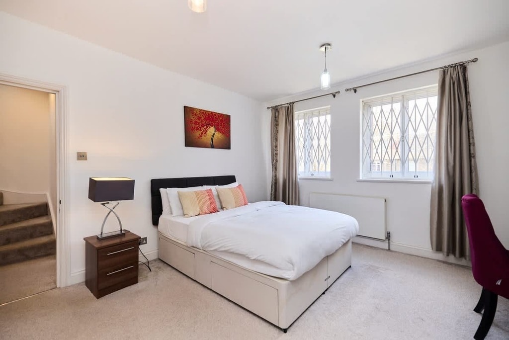 Porchester Terrace, W2 3TP