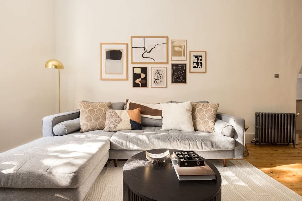 Abinger Road, W4 1EU