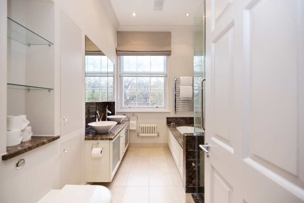 Hyde Park Square, W2 2JR