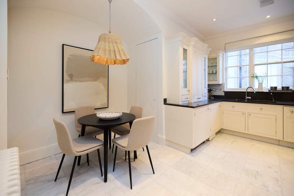 Hyde Park Square, W2 2JR