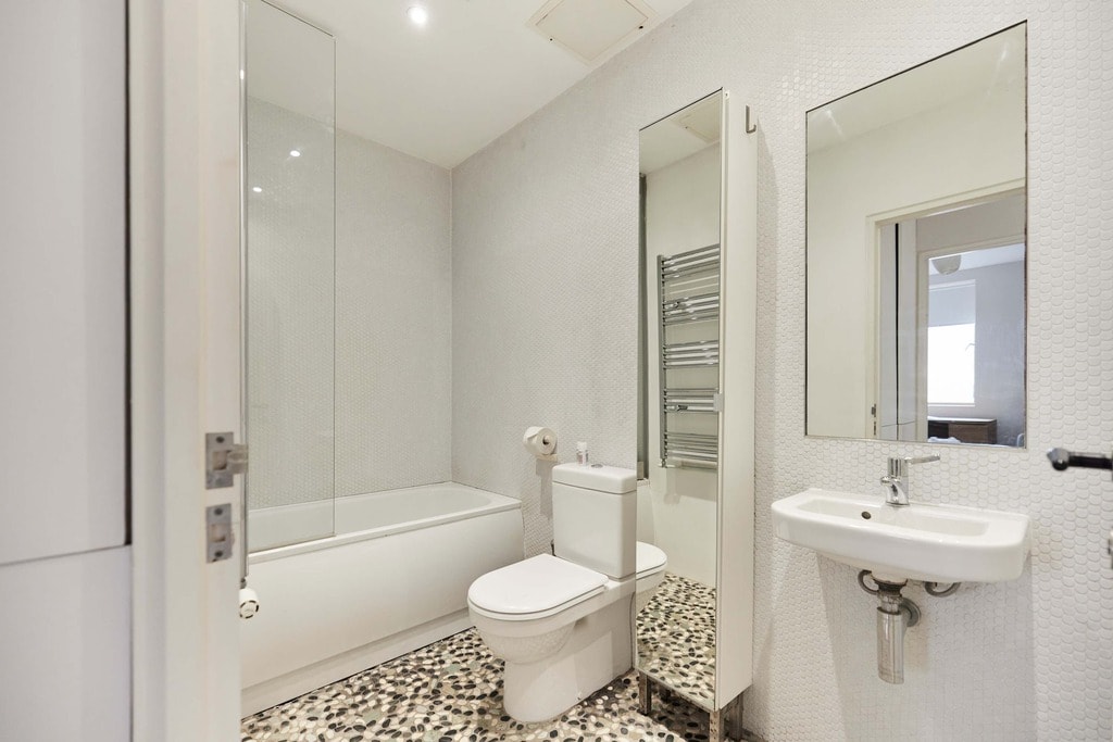 Peckham Hill Street, SE15 6BN