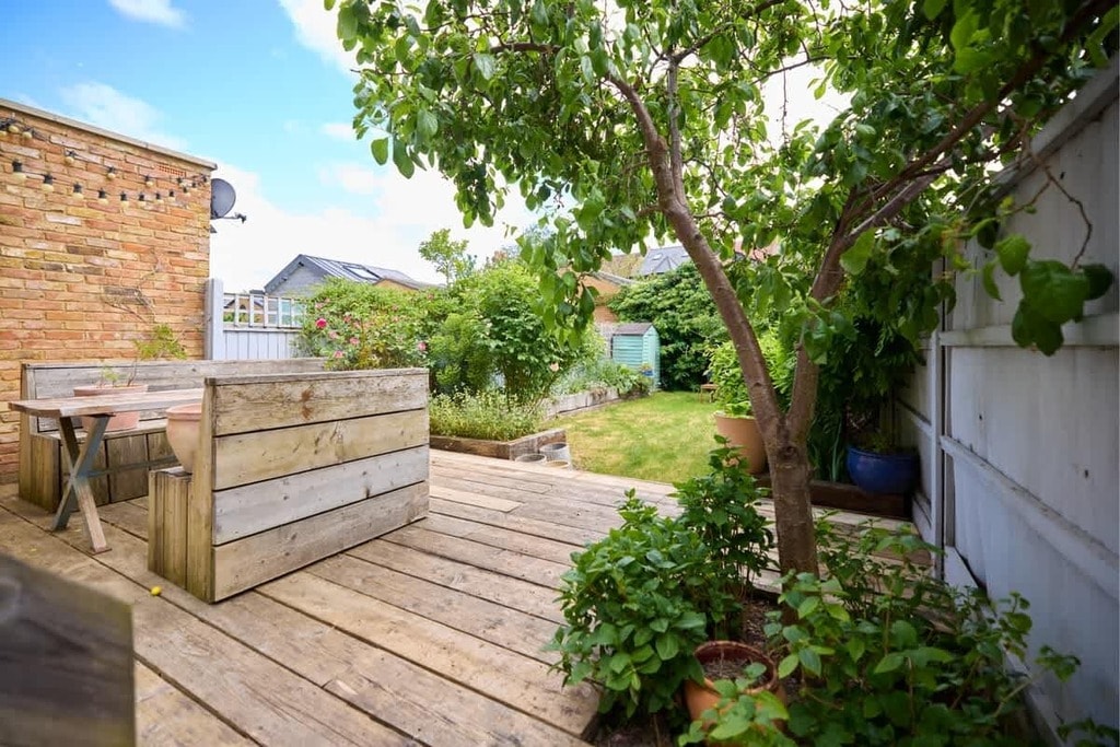 Mildenhall Road, E5 0RU