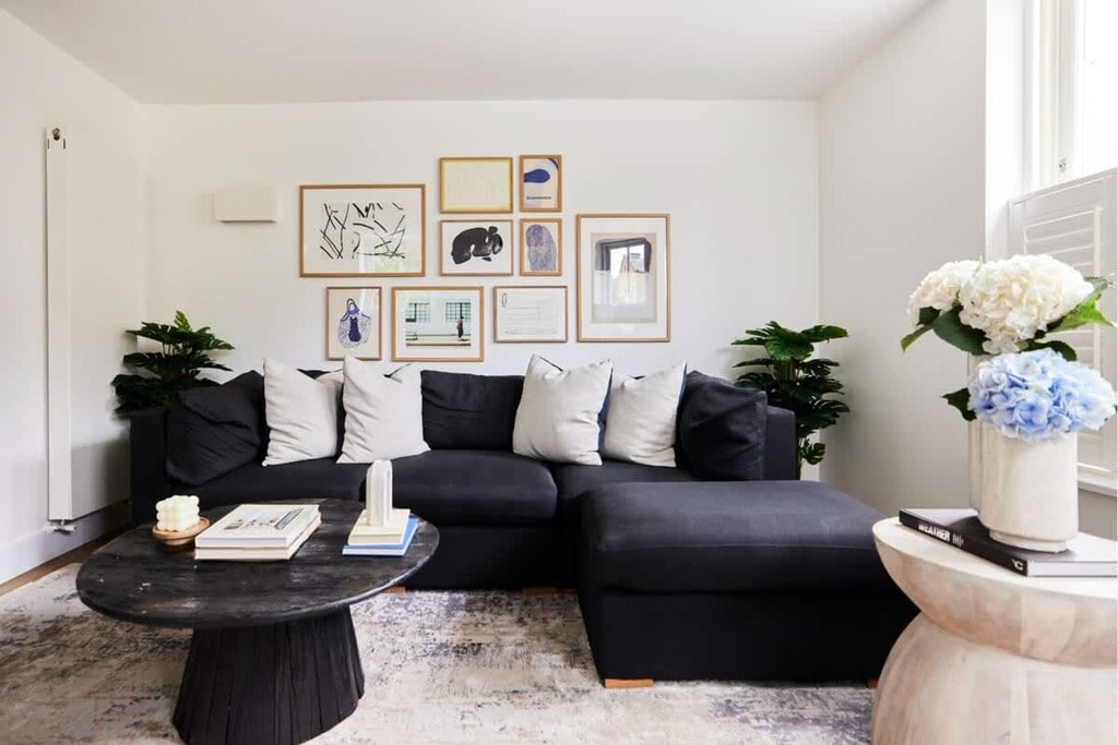 Felgate Mews (ex £300pcm for bills), W6 0LY