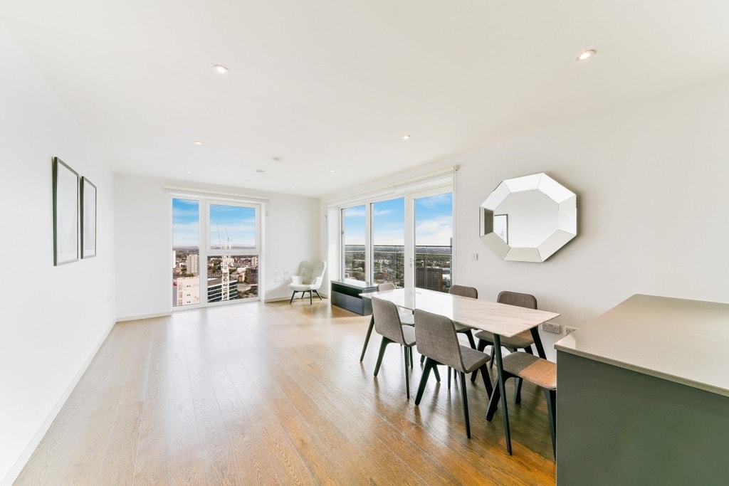 Glasshouse Gardens, E20 1HY