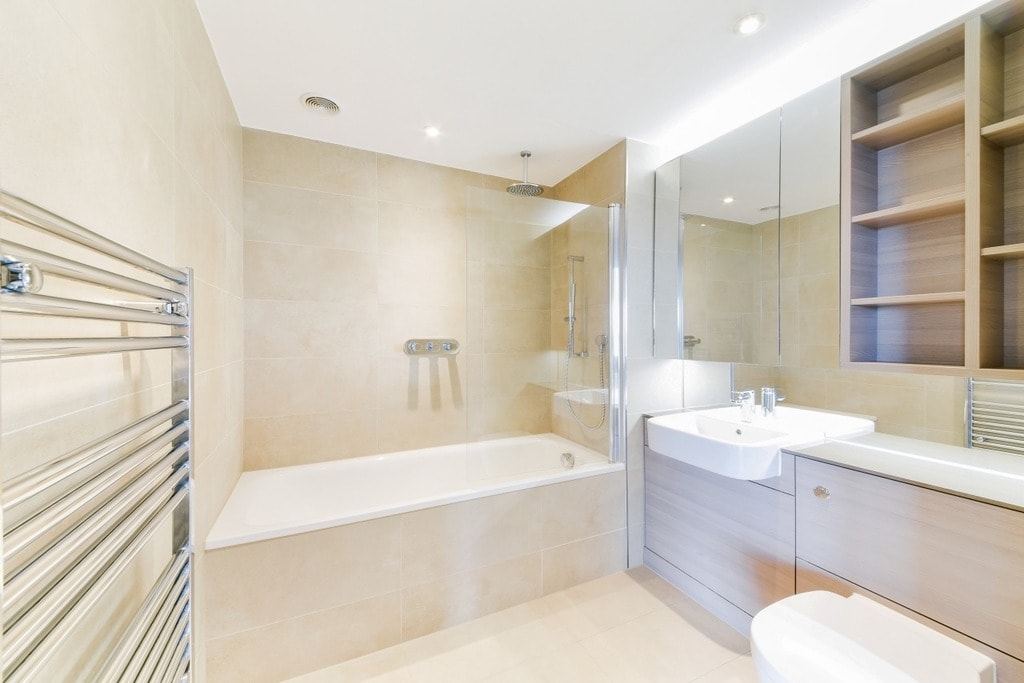 Glasshouse Gardens, E20 1HY