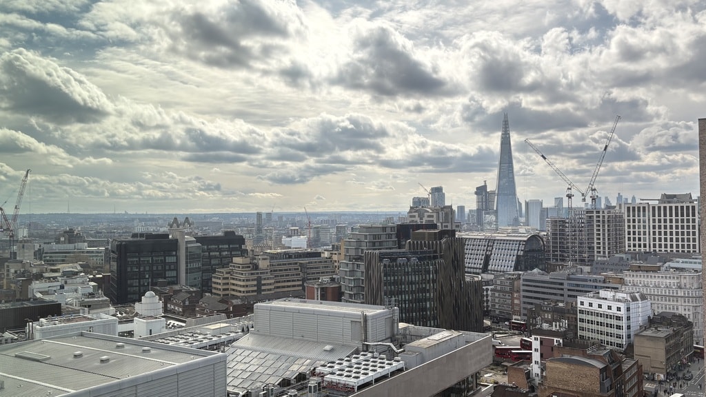 Whitechapel High Street, E1 7AQ