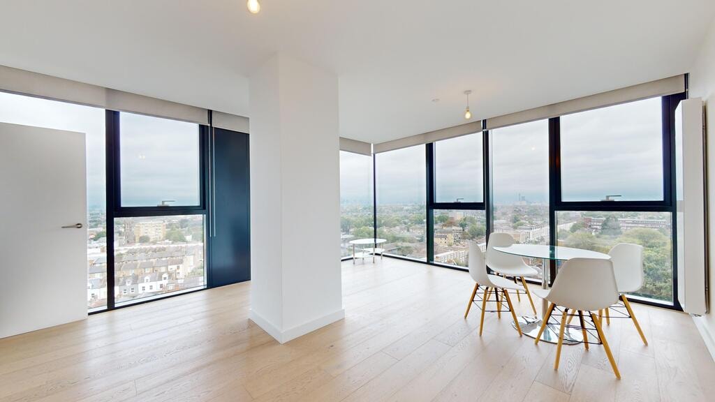 Highgate Hill, N19 5FG