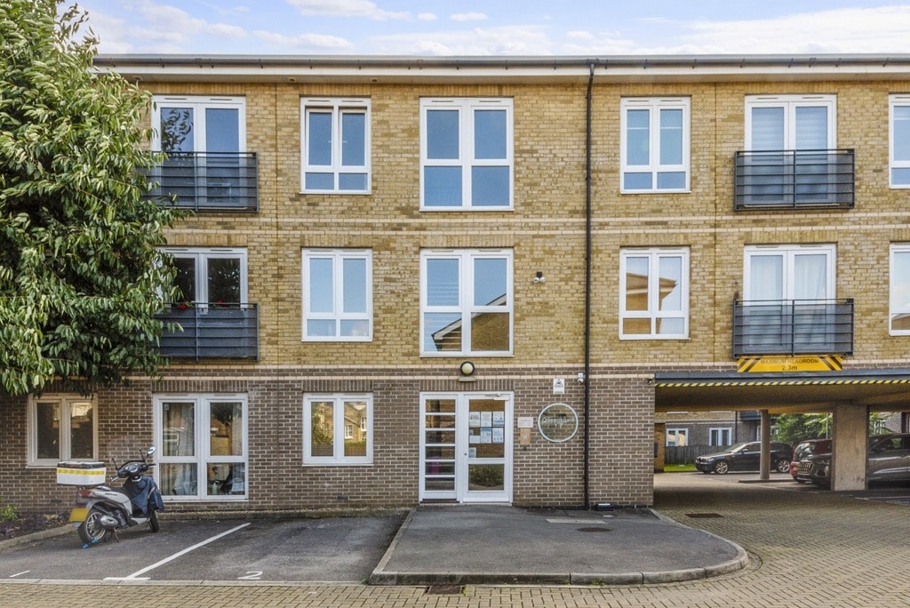 Hereford Road, E3 2FN