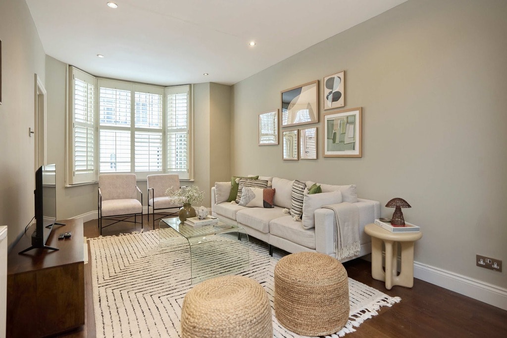 Langton Street, SW10 0JL