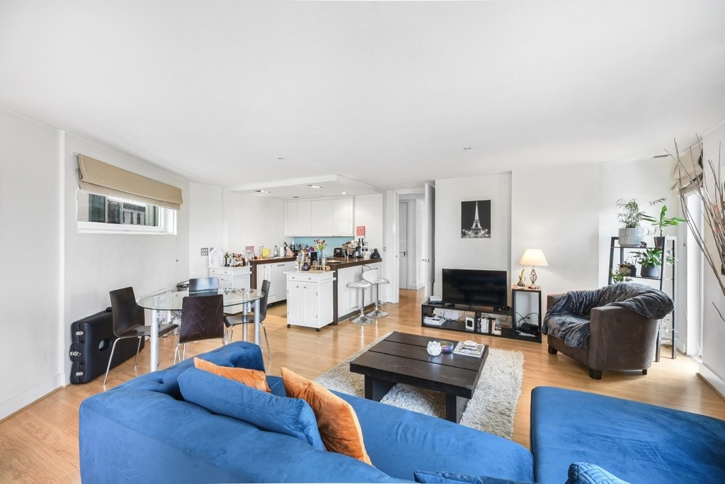 Empire Square, SE1 4NB