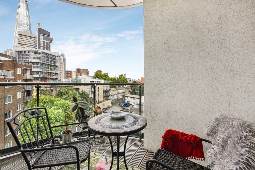 Empire Square, SE1 4NB