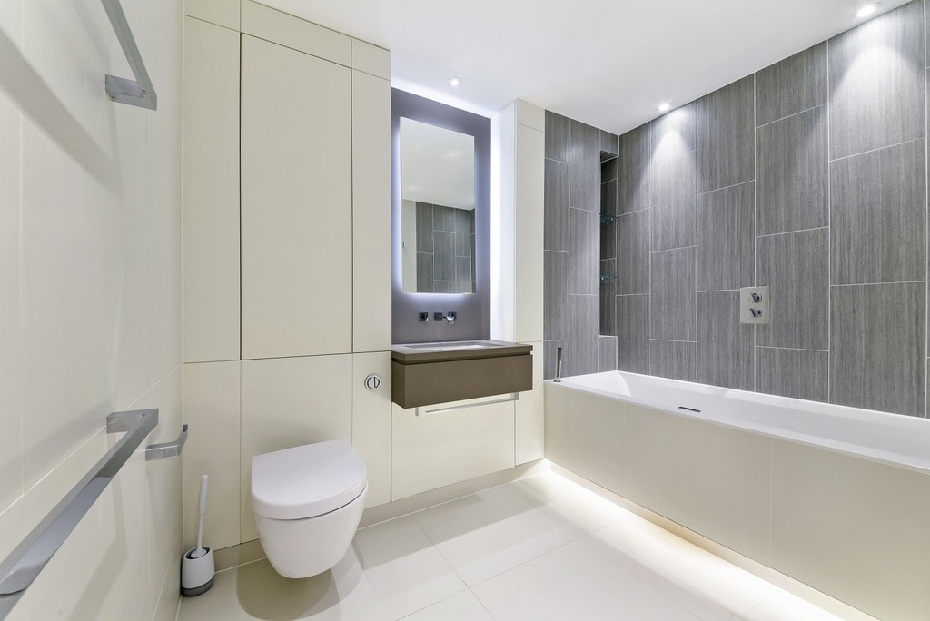 Vaughan Way, E1W 2AG