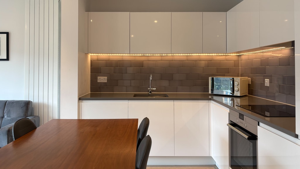 Schooner Road, E16 2PT