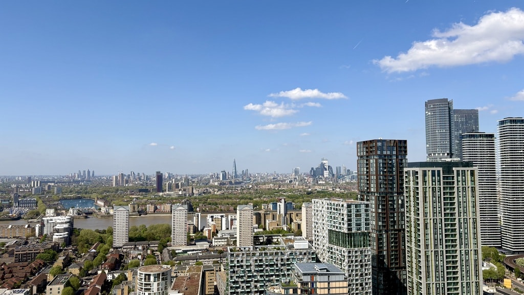 Crossharbour Plaza, E14 9UE