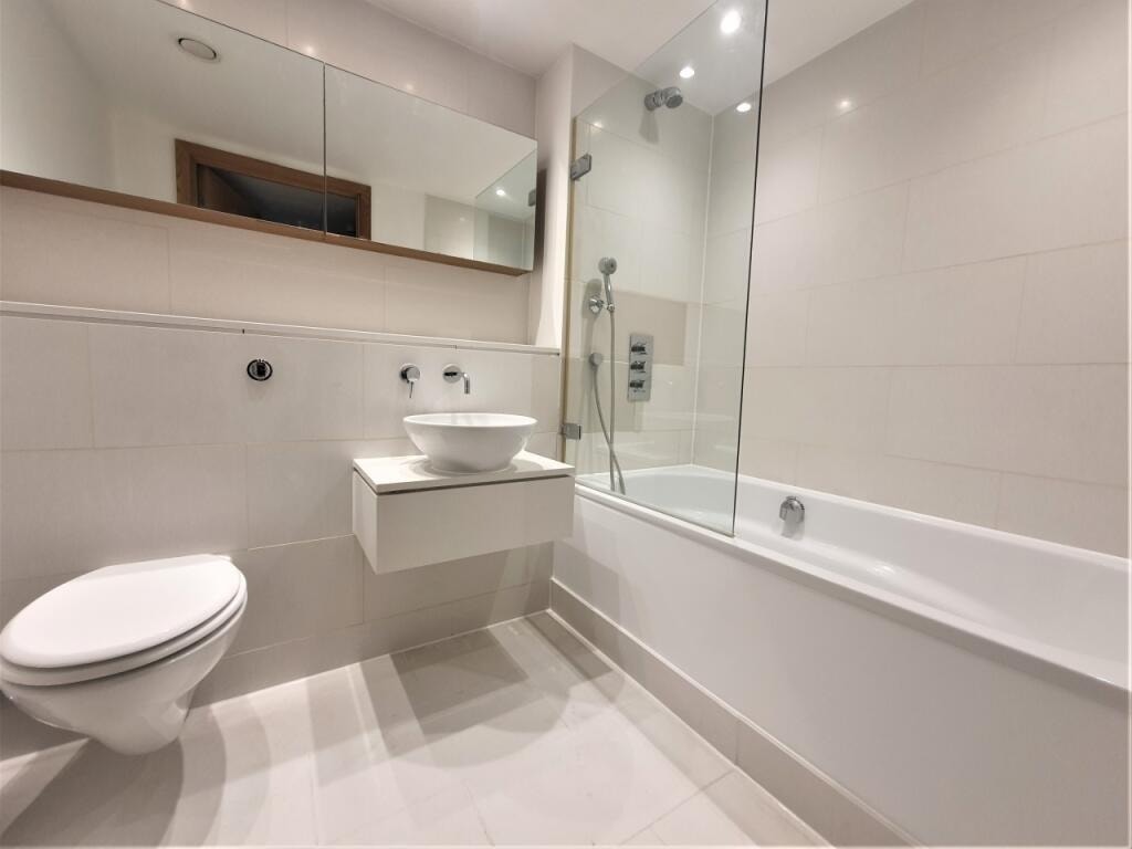 Hertsmere Road, E14 4EF