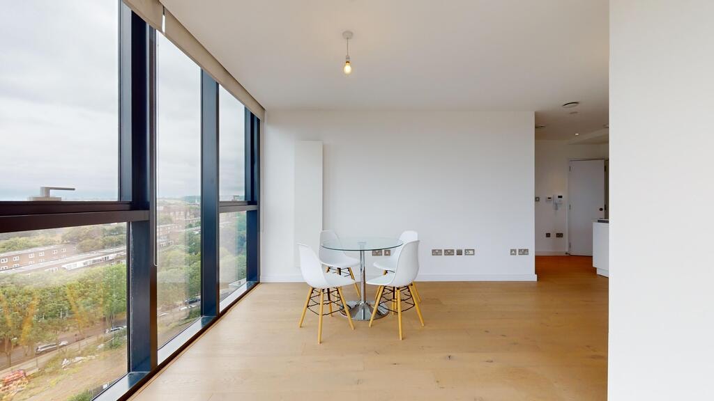 Highgate Hill, N19 5FG