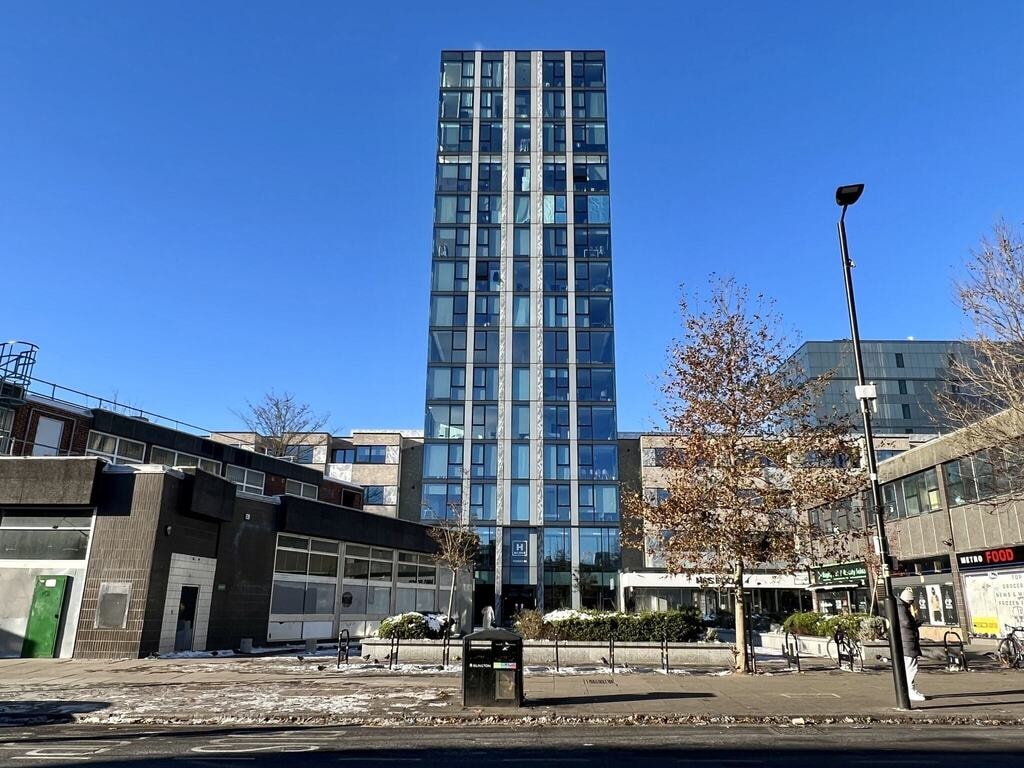 Highgate Hill, N19 5FG