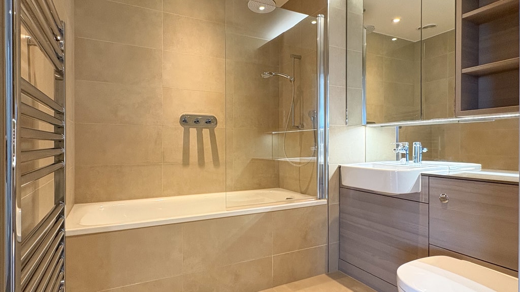 Glasshouse Gardens, E20 1HY