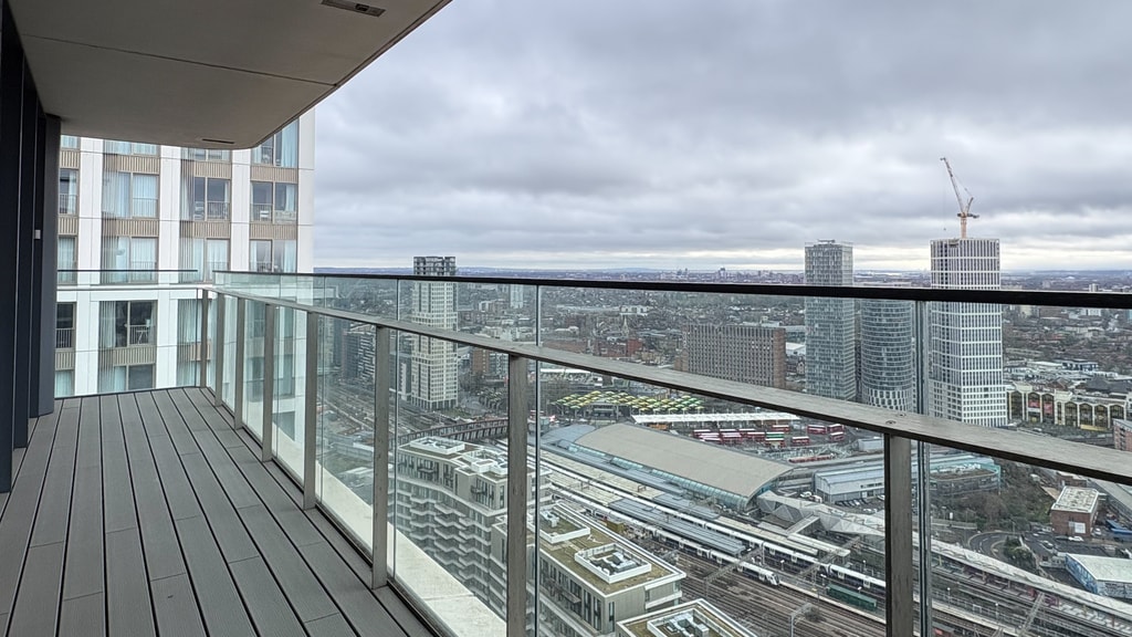 Glasshouse Gardens, E20 1HY