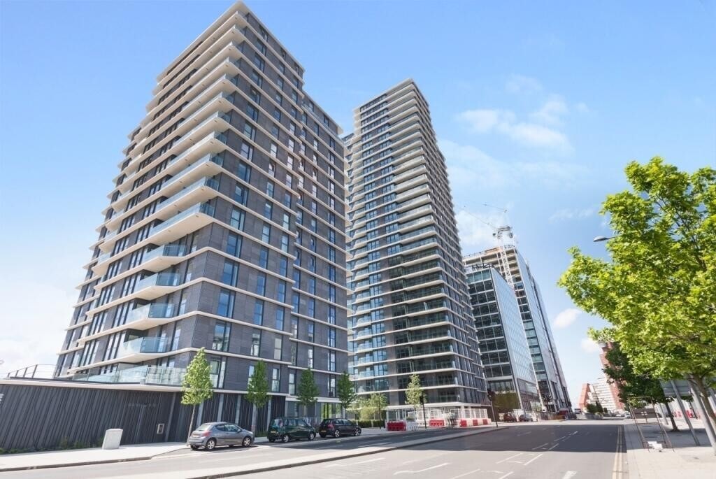 Glasshouse Gardens, E20 1HW