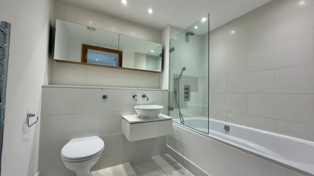 Hertsmere Road, E14 4EF