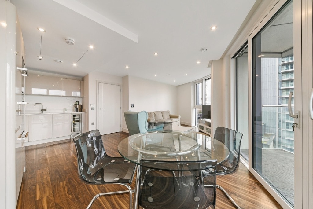 Alie Street, E1 8NF