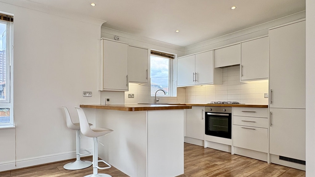 Vantage Mews, E14 9NY