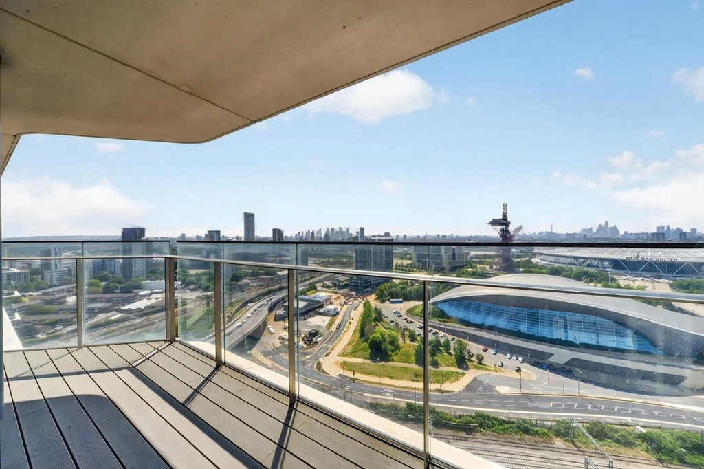 Glasshouse Gardens, E20 1HW