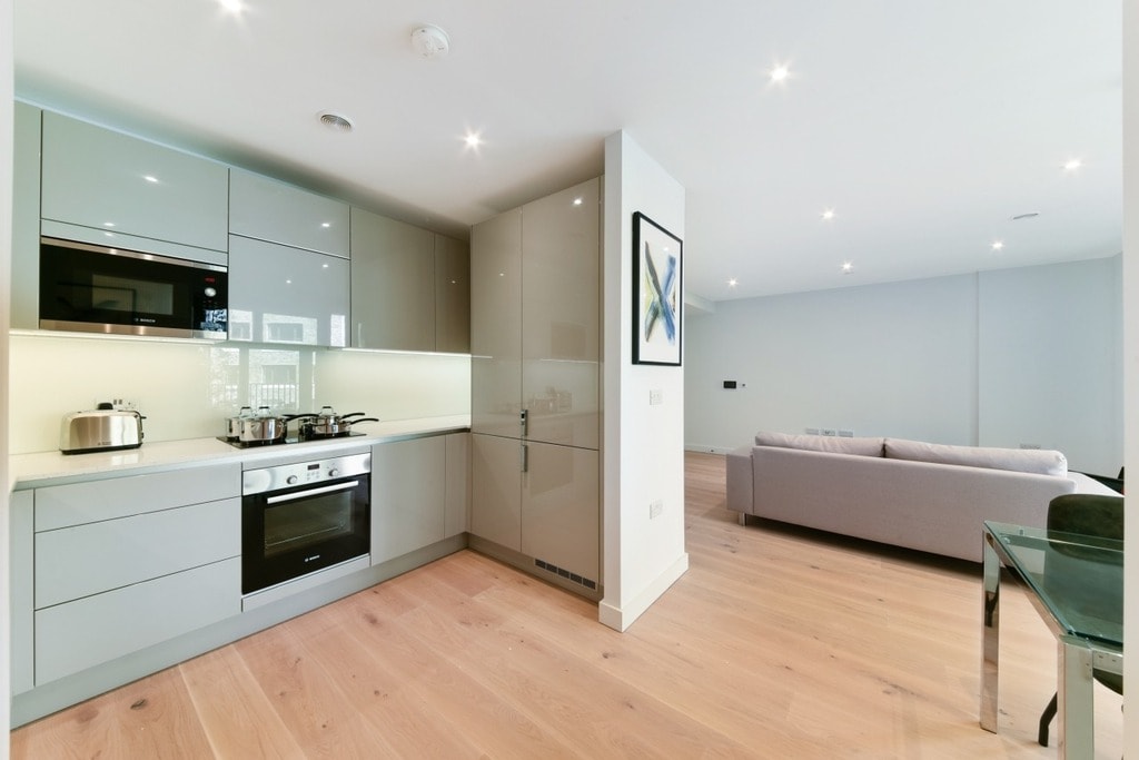 Walworth Square, SE17 1GA