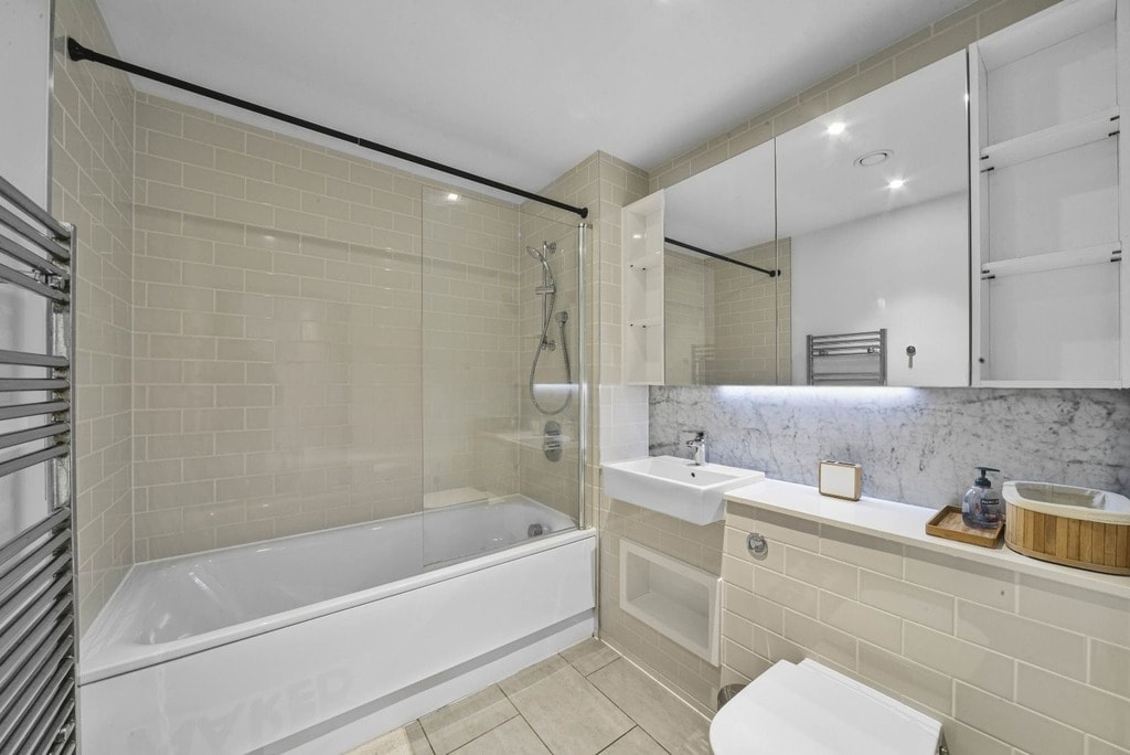Sayer Street, SE17 1FH
