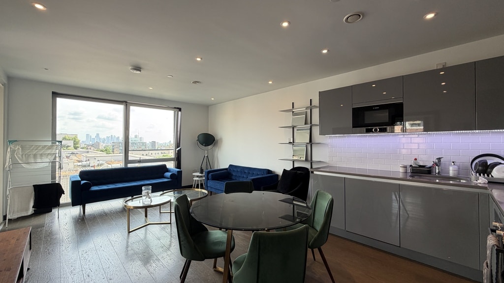 Sayer Street, SE17 1FH