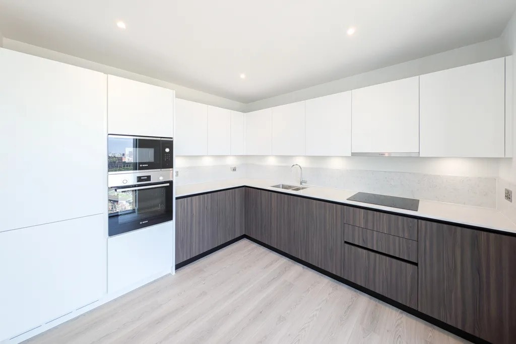 Affinity View, E16 4EE